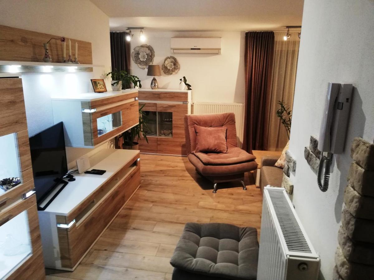 Galeria Stastie Apartment Senec Exterior photo